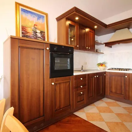 In - Istrien 44040 Apartment