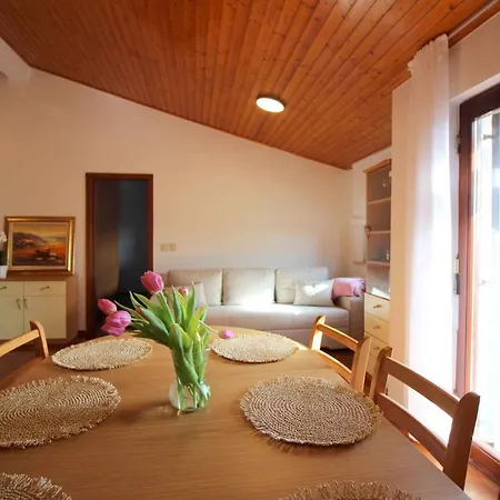 In - Istrien 44040 Apartamento *